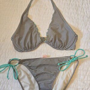 Victoria's Secret Swim Bikini - Bikini Top & Bottom  (32d & M)